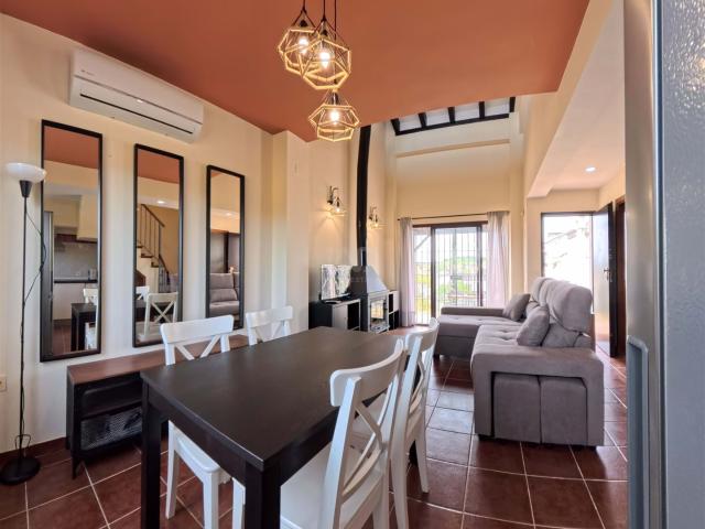 Casa en venta en El Ronquillo, Andalucía
