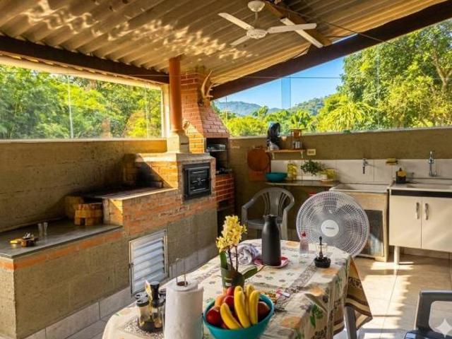 Casa venda em Região Imediata de São José dos Campos, Região Metropolitana do Vale do Paraíba e Litoral Norte