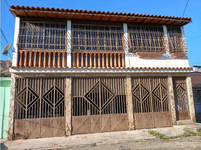 Casa en venta en Ribas.