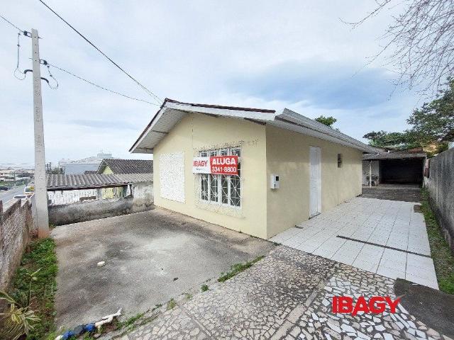 Casa aluguel em Região Geográfica Imediata de Florianópolis, Palhoça