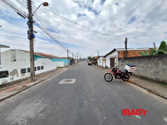 Casa aluguel em Região Geográfica Imediata de Florianópolis, São José