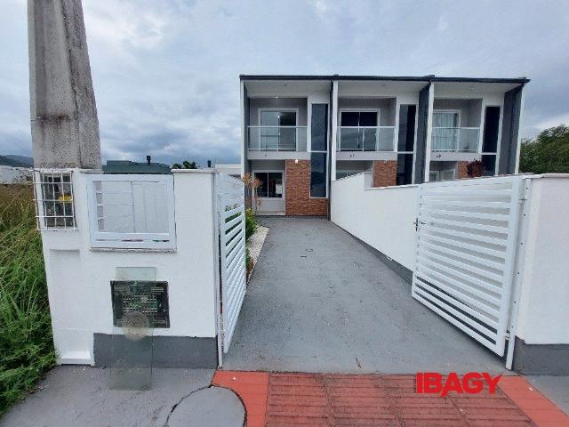 Casa aluguel em Região Geográfica Imediata de Florianópolis, São José