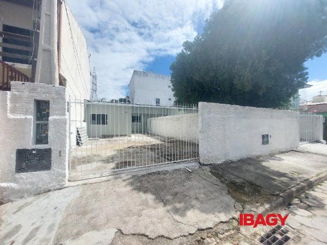 Casa aluguel em Região Geográfica Imediata de Florianópolis, São José