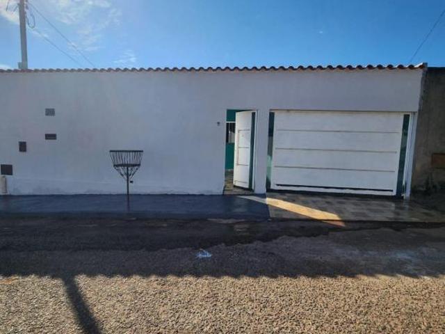 Casa venda em Região Geográfica Imediata de Anápolis, Região Integrada de Desenvolvimento do Distrito Federal e Entorno