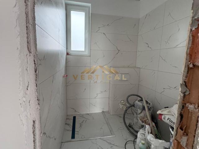Casă vânzări