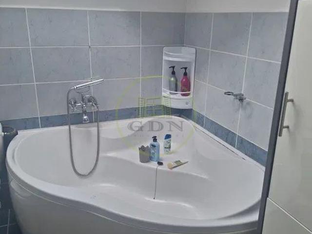 Casă închirieri