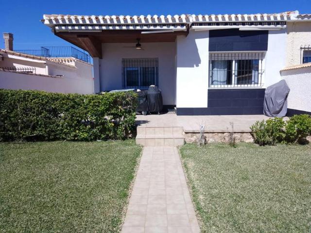 Casa en alquiler en Dehesa de Campoamor, Orihuela