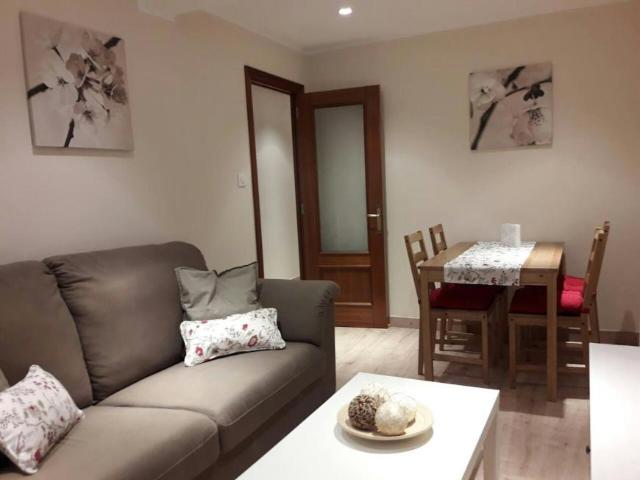 Casa en alquiler en El Llano, Gijón