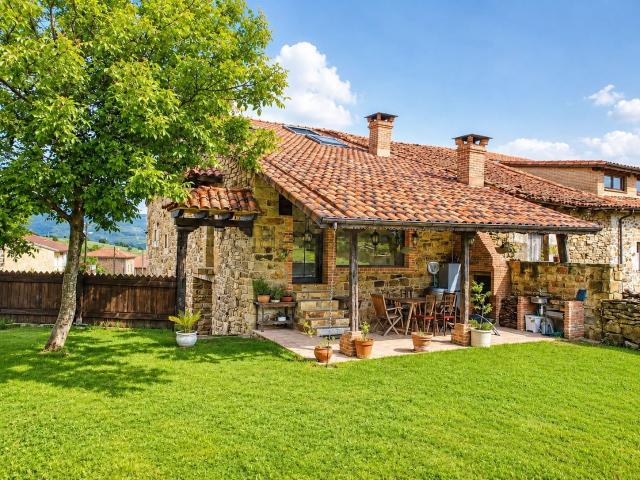 Casa en venta en Arenas De Iguña, Cantabria