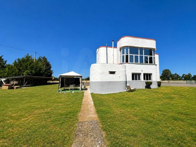 Casa en venta en Garrafe De Torío, Castilla y León