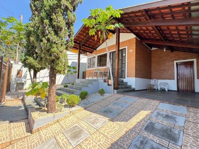 Casa venda em Vila Honolulu, Águas de São Pedro