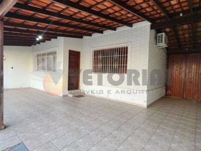 Casa venda em Jardim Califórnia, Caraguatatuba