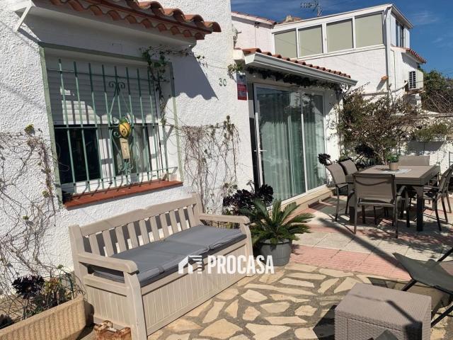 Casa en venta en Alt Empordà, Catalunya