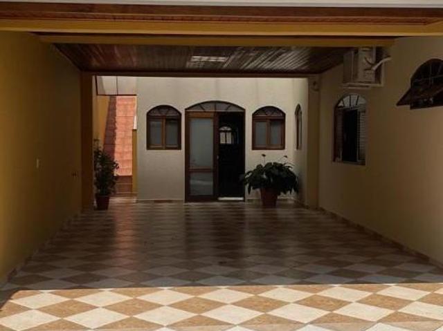 Casa venda em Região Imediata de São José dos Campos, Região Metropolitana do Vale do Paraíba e Litoral Norte