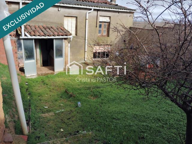 Casa en venta en Pajares De Los Oteros, Castilla y León