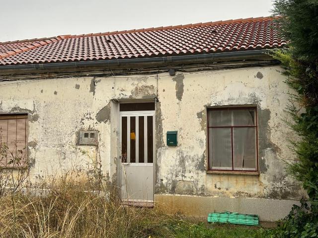 Casa en venta en Venta De Baños, Castilla y León