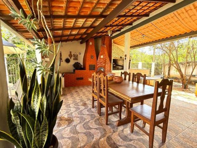 Casa venda em Região Geográfica Imediata do Distrito Federal, Região Integrada de Desenvolvimento do Distrito Federal e Entorno