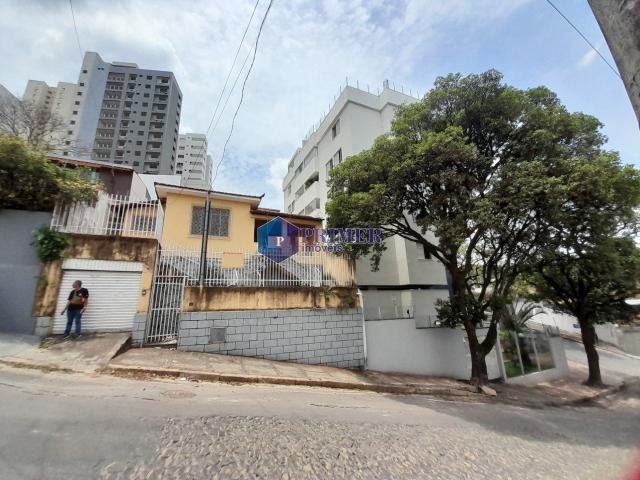 Casa aluguel em Regional Centro-Sul, Belo Horizonte