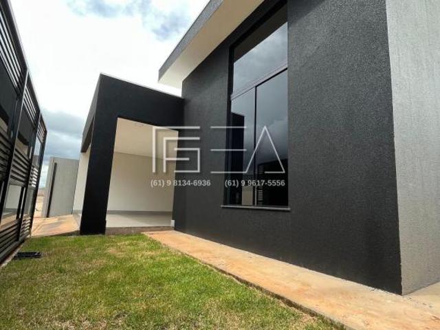 Casa venda em Região Geográfica Imediata de Águas Lindas de Goiás, Região Integrada de Desenvolvimento do Distrito Federal e Entorno