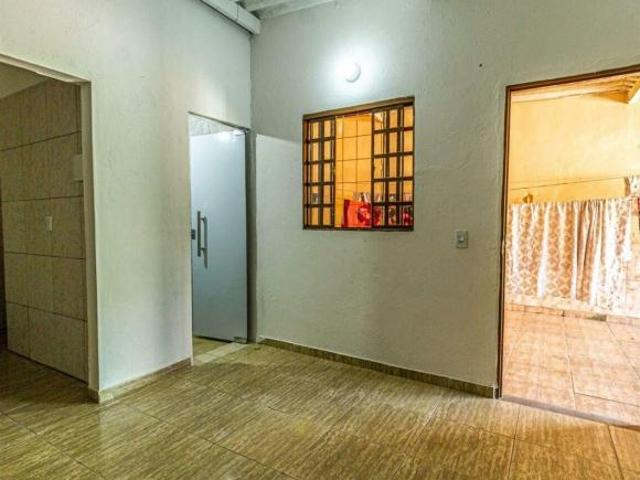 Casa venda em Região Geográfica Imediata do Distrito Federal, Região Integrada de Desenvolvimento do Distrito Federal e Entorno
