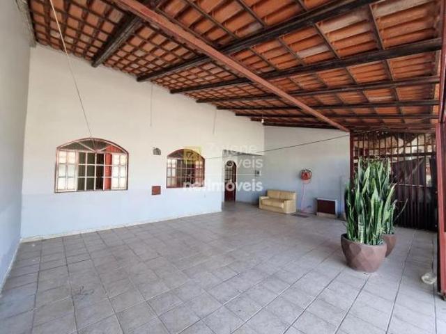 Casa venda em Região Geográfica Imediata do Distrito Federal, Região Integrada de Desenvolvimento do Distrito Federal e Entorno