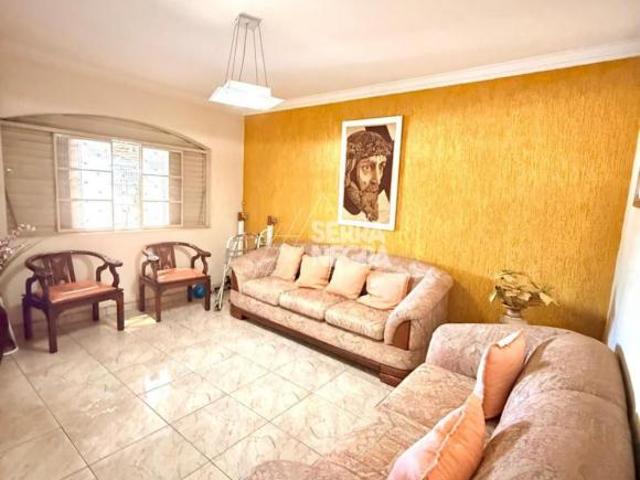 Casa venda em Região Geográfica Imediata do Distrito Federal, Região Integrada de Desenvolvimento do Distrito Federal e Entorno