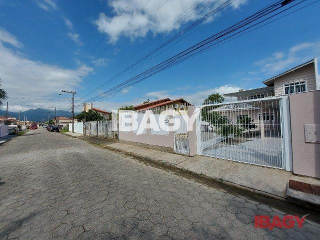 Casa aluguel em Região Geográfica Imediata de Florianópolis, Palhoça
