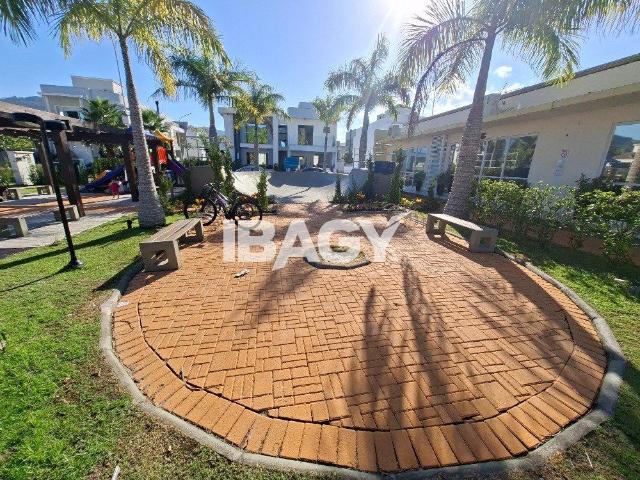 Casa aluguel em Costa do Sol Condomínio Clube, Biguaçu