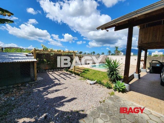 Casa aluguel em Região Geográfica Imediata de Florianópolis, Palhoça