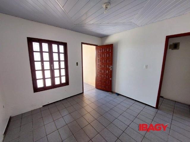 Casa aluguel em Região Geográfica Imediata de Florianópolis, Desterro