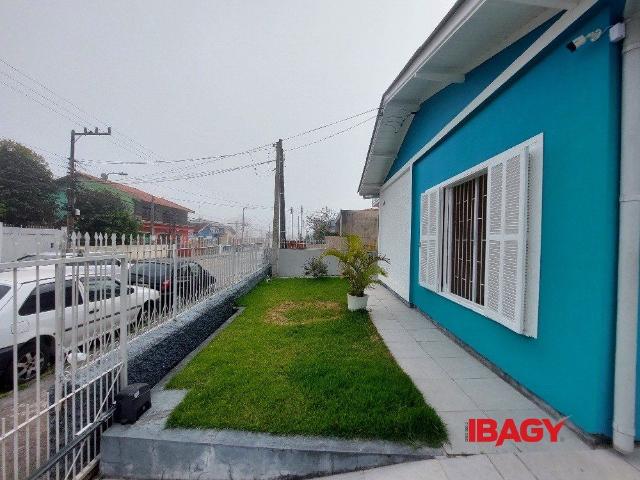 Casa aluguel em Região Geográfica Imediata de Florianópolis, Desterro
