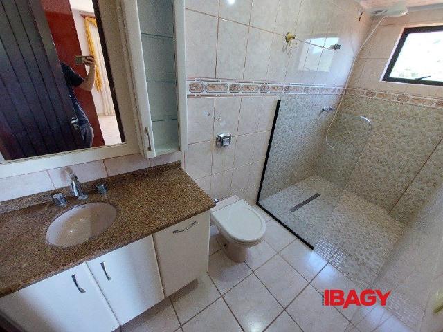 Casa aluguel em Região Geográfica Imediata de Florianópolis, Desterro