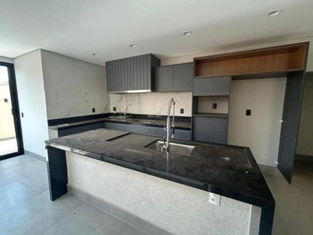 Casa venda em Região Imediata de Marília, Marília