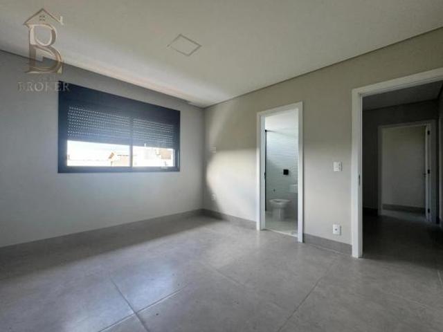 Casa venda em Região Imediata de Marília, Marília