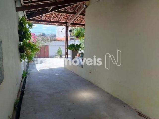 Casa venda em Região Geográfica Imediata de Belo Horizonte, Região Metropolitana de Belo Horizonte