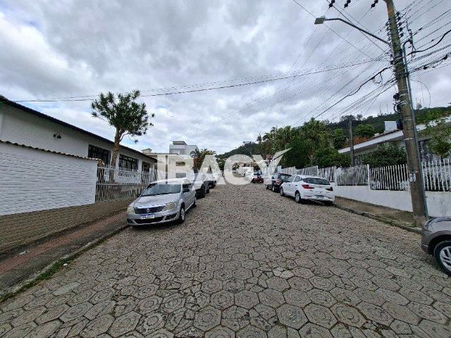 Casa aluguel em Região Geográfica Imediata de Florianópolis, Desterro