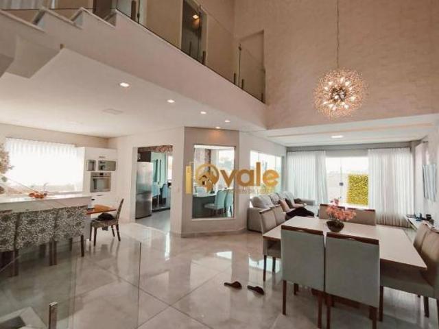 Casa venda em Região Imediata de São José dos Campos, Região Metropolitana do Vale do Paraíba e Litoral Norte