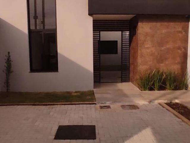 Casa venda em Região Geográfica Imediata de Goiânia, Goiânia