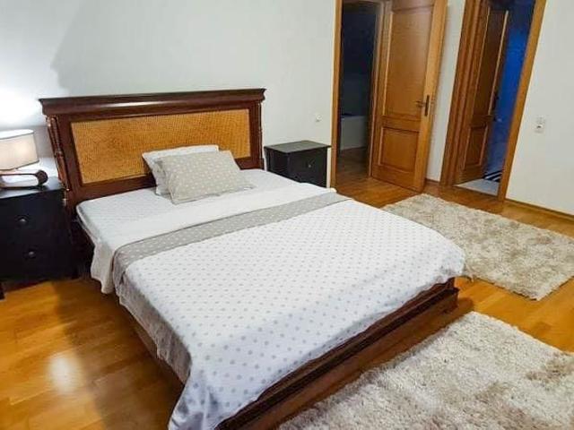 Casă închirieri