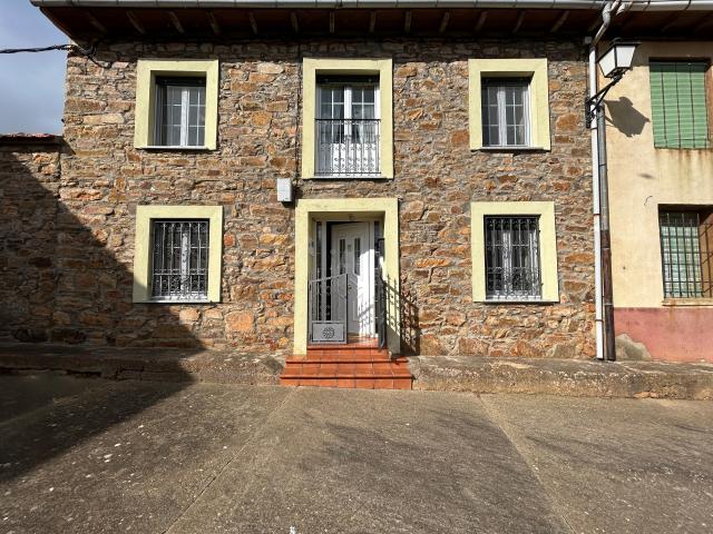 Casa en venta en Ayoó De Vidriales, Castilla y León