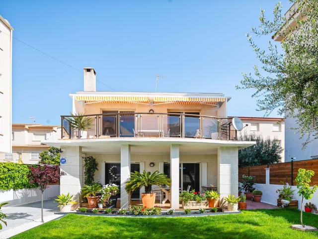 Casa en venta en Baix Penedès, Catalunya