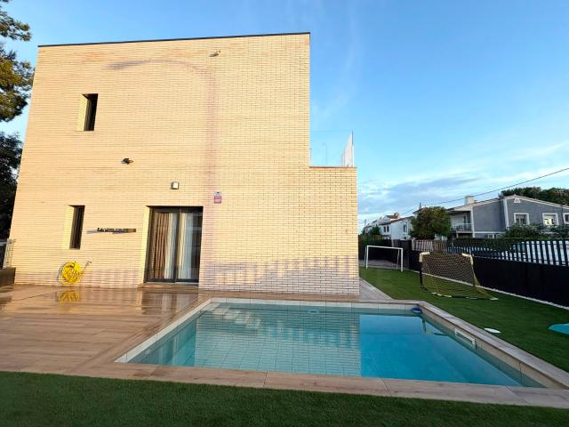 Casa en venta en Vilafortuny, Baix Camp