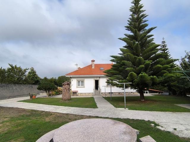 Casa en venta en Lago, Ferrol