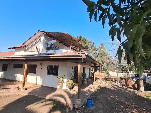 Casa en arriendo en Los Lirios, Requínoa