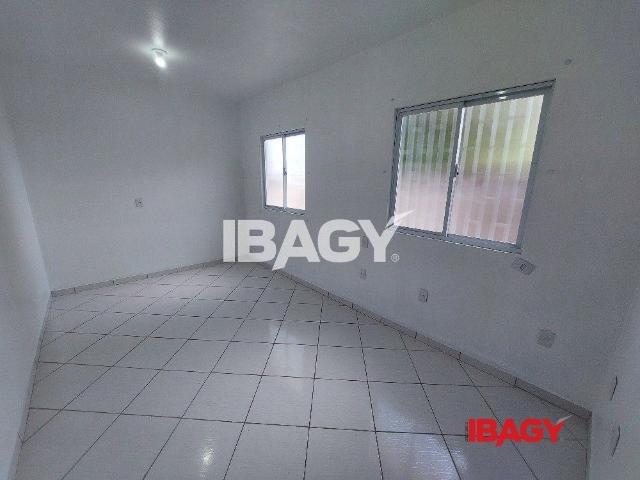 Casa aluguel em Região Geográfica Imediata de Florianópolis, São José