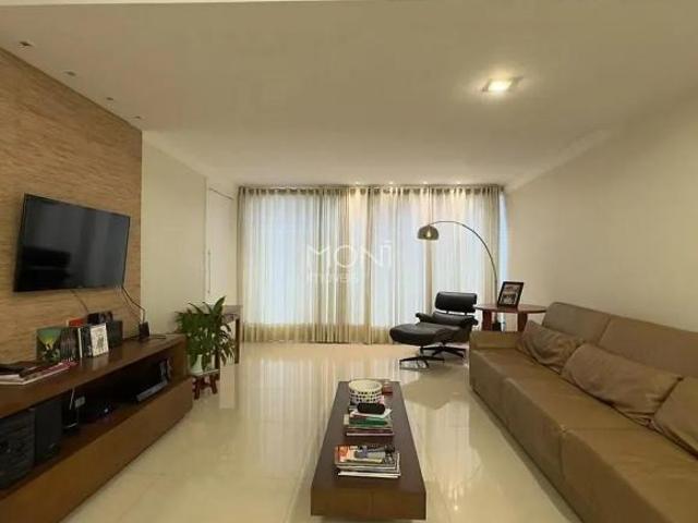 Casa venda em SHCGN 705, Plano Piloto