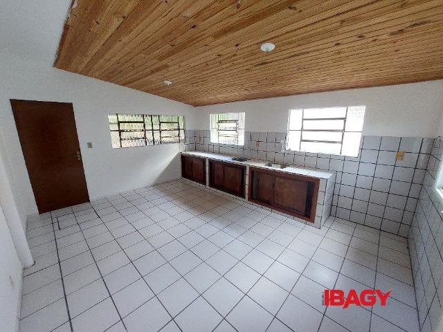 Casa aluguel em Região Geográfica Imediata de Florianópolis, Biguaçu