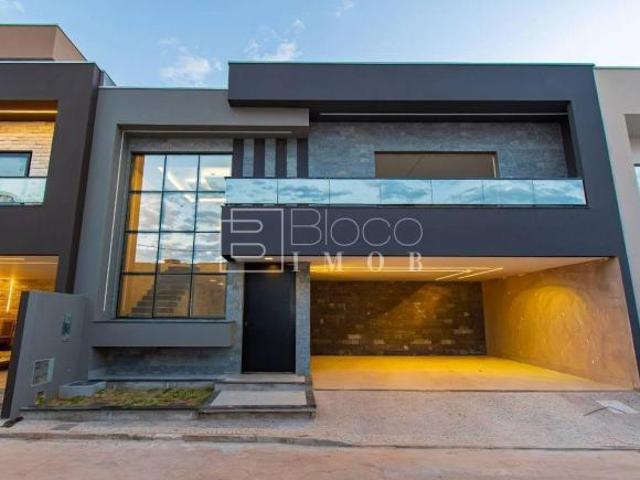 Casa venda em Região Geográfica Imediata do Distrito Federal, Região Integrada de Desenvolvimento do Distrito Federal e Entorno