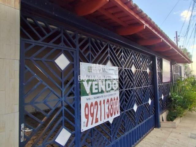 Casa venda em Região Geográfica Imediata de Goiânia, Goiânia