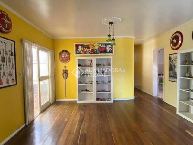 Casa venda em Região Geográfica Imediata de Porto Alegre, Região Metropolitana de Porto Alegre